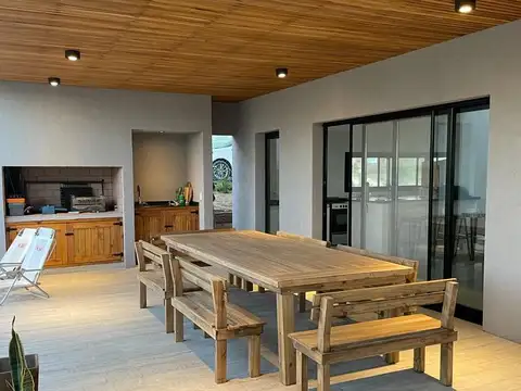 Casa en Venta en Pinamar, USD 249.000