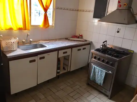 Pueyrredon 2211 e/ Aguirre y Rubistein