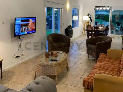 Casa de en Venta - Pinamar