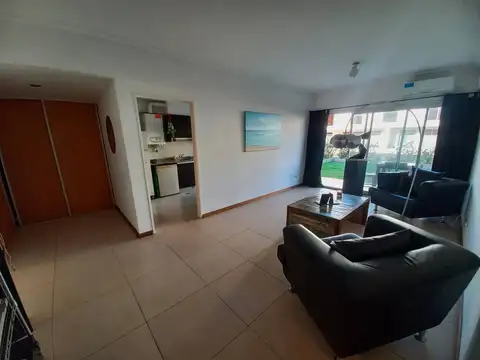 Aconcagua 100, Piso pb