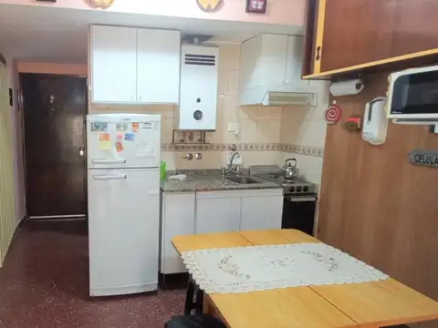 Costanera 1900, Piso 2