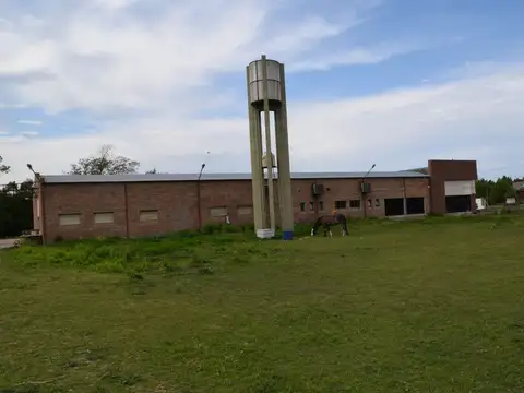 Venta depósito galpon comercial Capitan Sarmiento