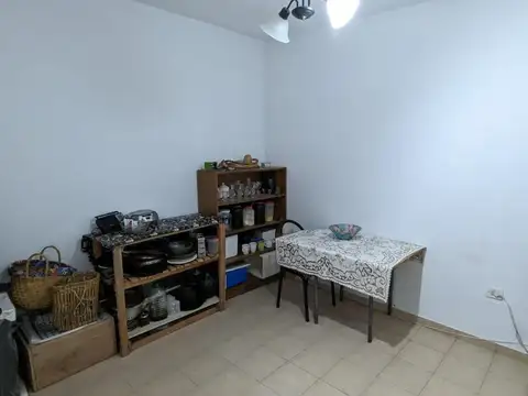 Depto Tipo Casa en Venta 57 años