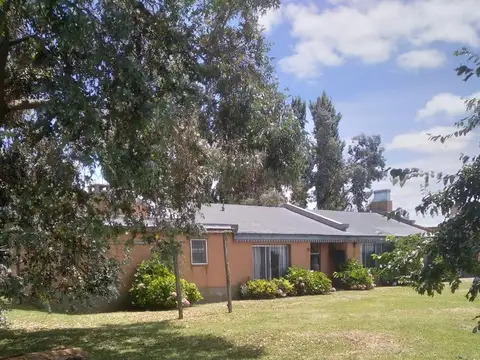 Campo de 20 ha con 4 casas en General Madariaga