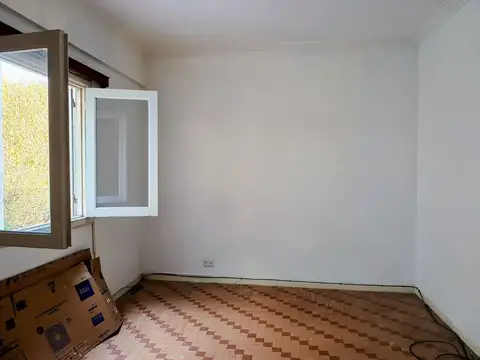 Depto Tipo Casa en Venta 60 años