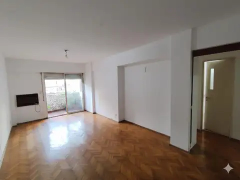 VENTA Departamento 2 dormitorios al frente Laprida 1626