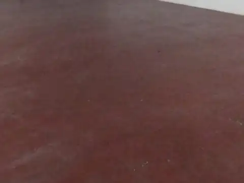 EN VENTA EN CASEROS UNICO LOCAL CON LA MEJOR UBICACION ZONA DE BANCOS. VENTA INMEDIATA! F:9868