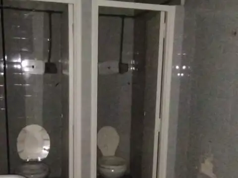 Local en Venta Via Pública