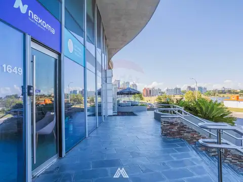 Oficina Monoambiente con 2 baños