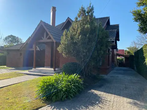 Casa en Venta en Countries y Barrios Cerrados en Escobar, USD 310.000