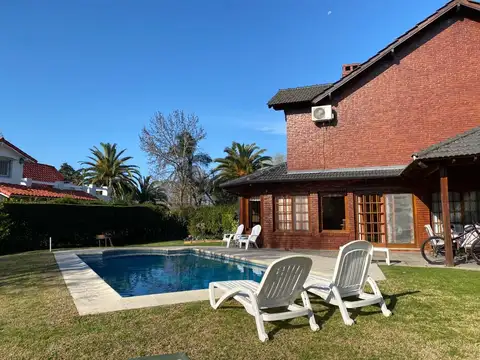 Casa en Venta en Countries y Barrios Cerrados en Escobar, USD 310.000