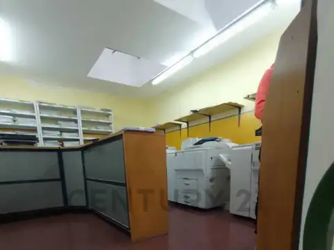 Local en Venta. Diagonal 77 entre 2 y 3.