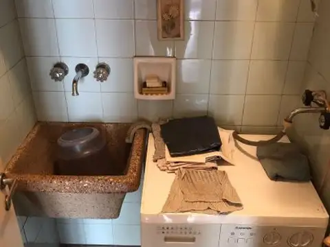 VENTA PISO EXCLUSIVO EN SARMIENTO Y CATAMARCA