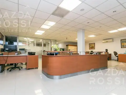 Avenida Espora al 400