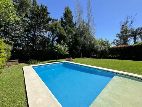 Casa en VENTA Barrio Cerrado La Arboleda - Apto Credito