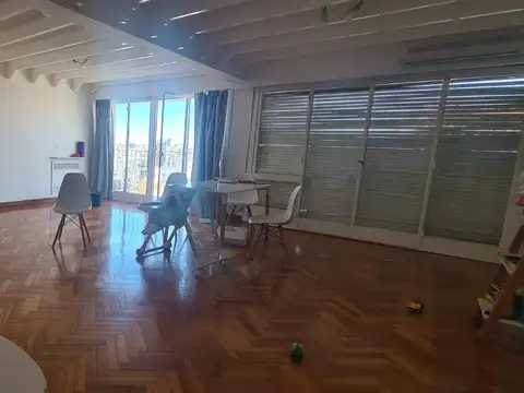 Departamento en Alquiler con 10 cocheras