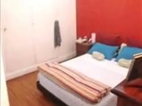 Depto Tipo Casa 8 ambientes con 2 baños