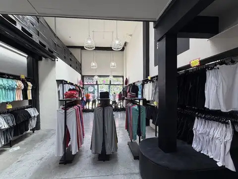 Local en Venta 25 años