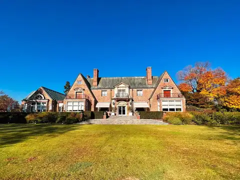 Alquiler de Casa con muebles en Martindale C.C. disponible en alquiler anual y de verano 2026