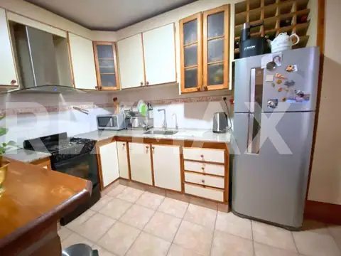Depto Tipo Casa en Venta con 1 cocheras