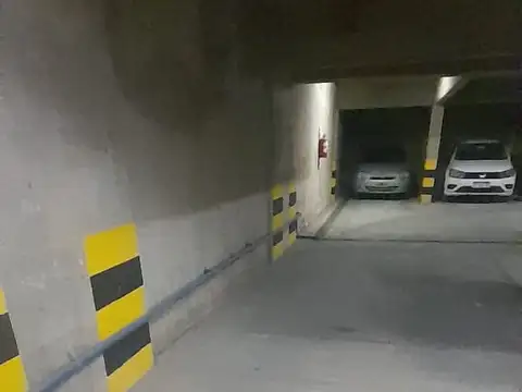 Cochera en Venta con acceso Rampa Movil