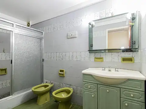 Depto Tipo Casa en Venta 50 años