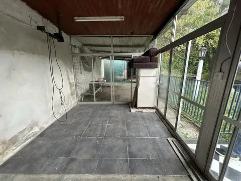 Casa en Venta con 4 cocheras