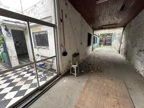 Casa 5 ambientes con 1 baño