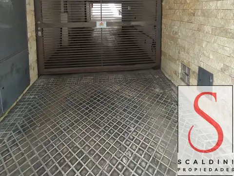 Cocheracubierta  en venta ubicado en Abasto