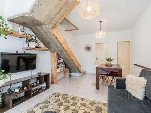 Depto Tipo Casa en Venta de 3 dormitorios