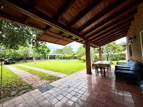 Casa en Alquiler en Funes, $ 1.150.000