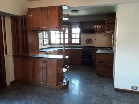 Campo de Mayo 7800, Piso PA