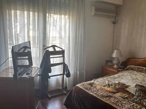 Depto Tipo Casa 5 ambientes con 2 baños