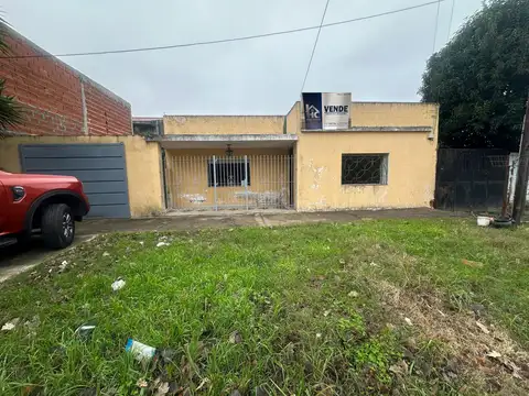 Venta - Casa 3 Ambientes - Temperley Este