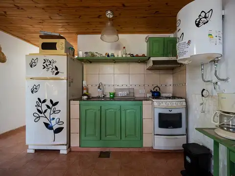 CASA EN VENTA CON PILETA