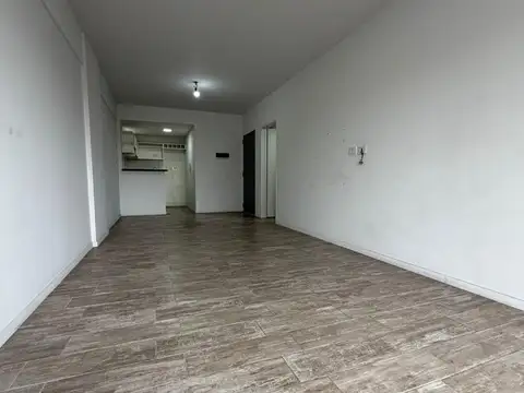 Departamento en Alquiler con 1 cochera