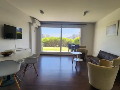 Departamento en Alquiler con 1 cocheras