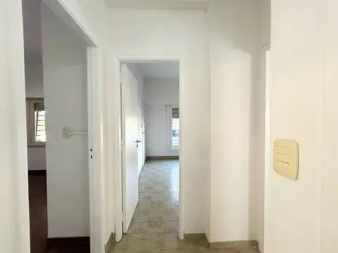 Depto Tipo Casa 3 ambientes con 2 baños