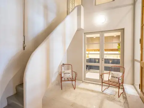 Casa reciclada de 3 dormitorios y patio interno