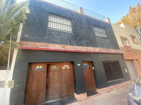 VENTA CASA SIETE AMBIENTES CASEROS APTO CREDITO