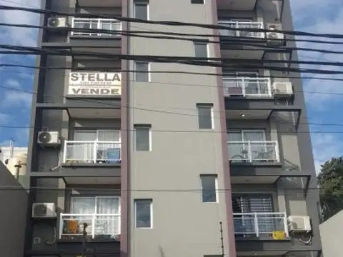 DEPARTAMENTO  2 AMBIENTES COMODO  CON COCHERA