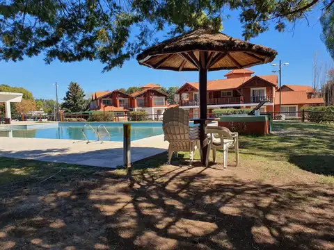 VENTA HOTEL DE CATEGORIA EN MERLO SAN LUIS, A 50 MTS DEL CASINO FLAMINGO.