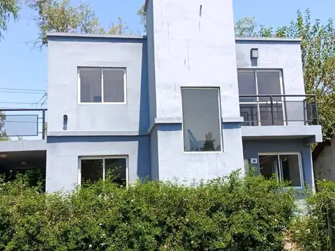 Maschwitz Village, casa en alquiler con pileta