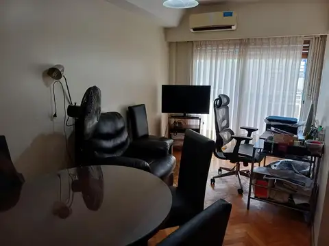 Departamento en Venta en Villa del Parque, USD 85.000