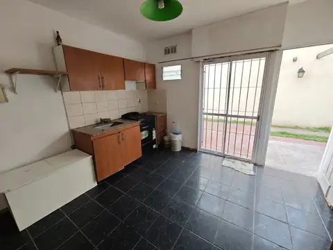 Suipacha 1100, Piso PB