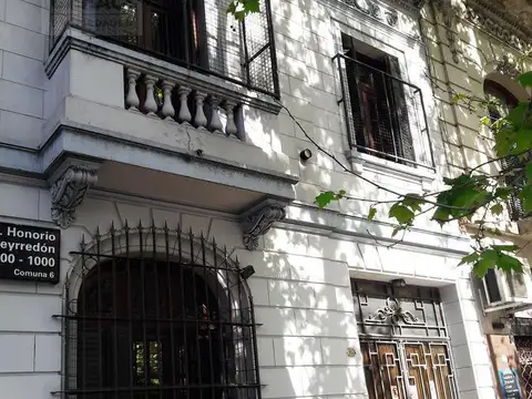 Honorio Pueyrredon al 900