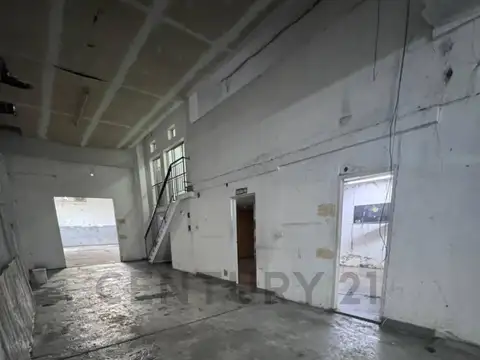 Galpon en Alquiler 43,30  mts Fondo