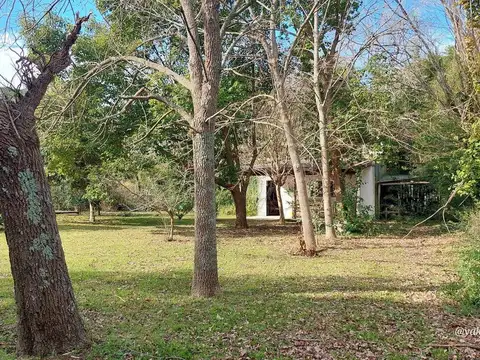 Venta Casa 2 ambientes con Pileta Tiziano al 2800