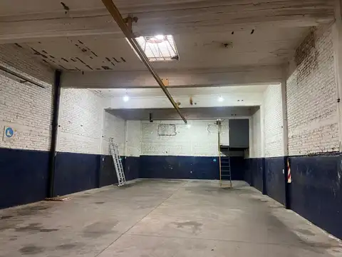 Presidente Domingo Faustino Sarmiento e/ Bouchard y Bueras