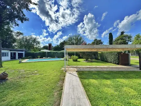 Casa en Venta en Roldan, USD 195.000